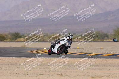 media/Dec-09-2023-SoCal Trackdays (Sat) [[76a8ac2686]]/Turn 4 Set 2 (1130am)/